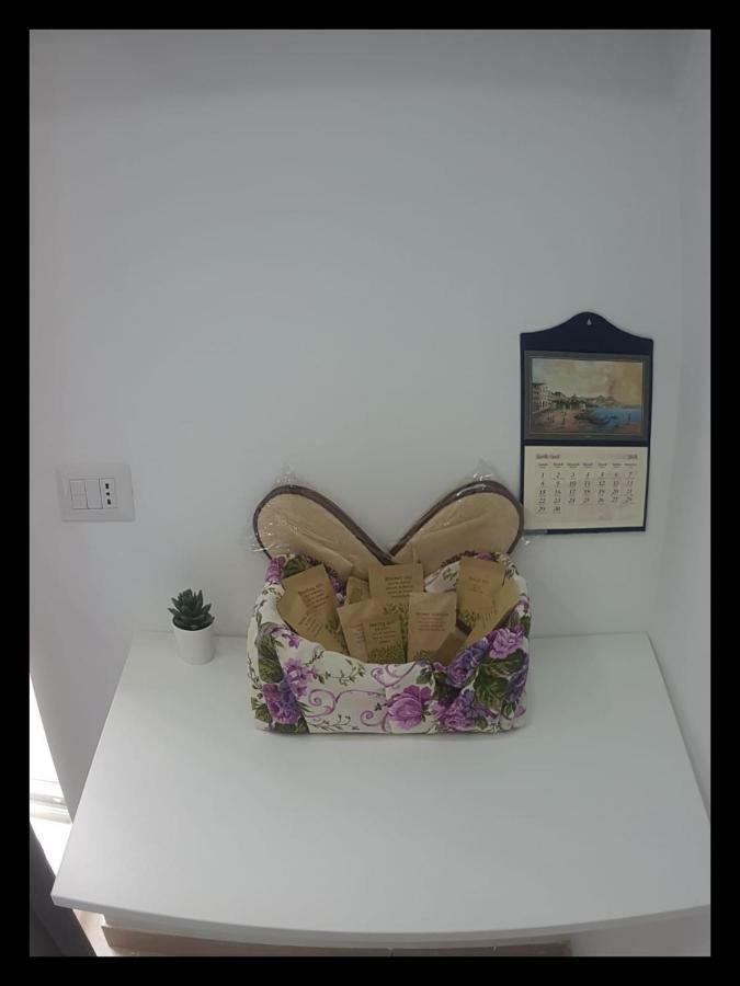 Ginevra'S Apartment Napoli Dış mekan fotoğraf